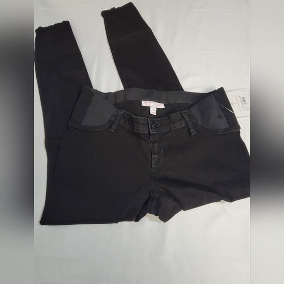 Isabel Maternity by Ingrid & Isabel Skinny Entubado Black Maternity Jean Size 6 - Picture 4 of 15